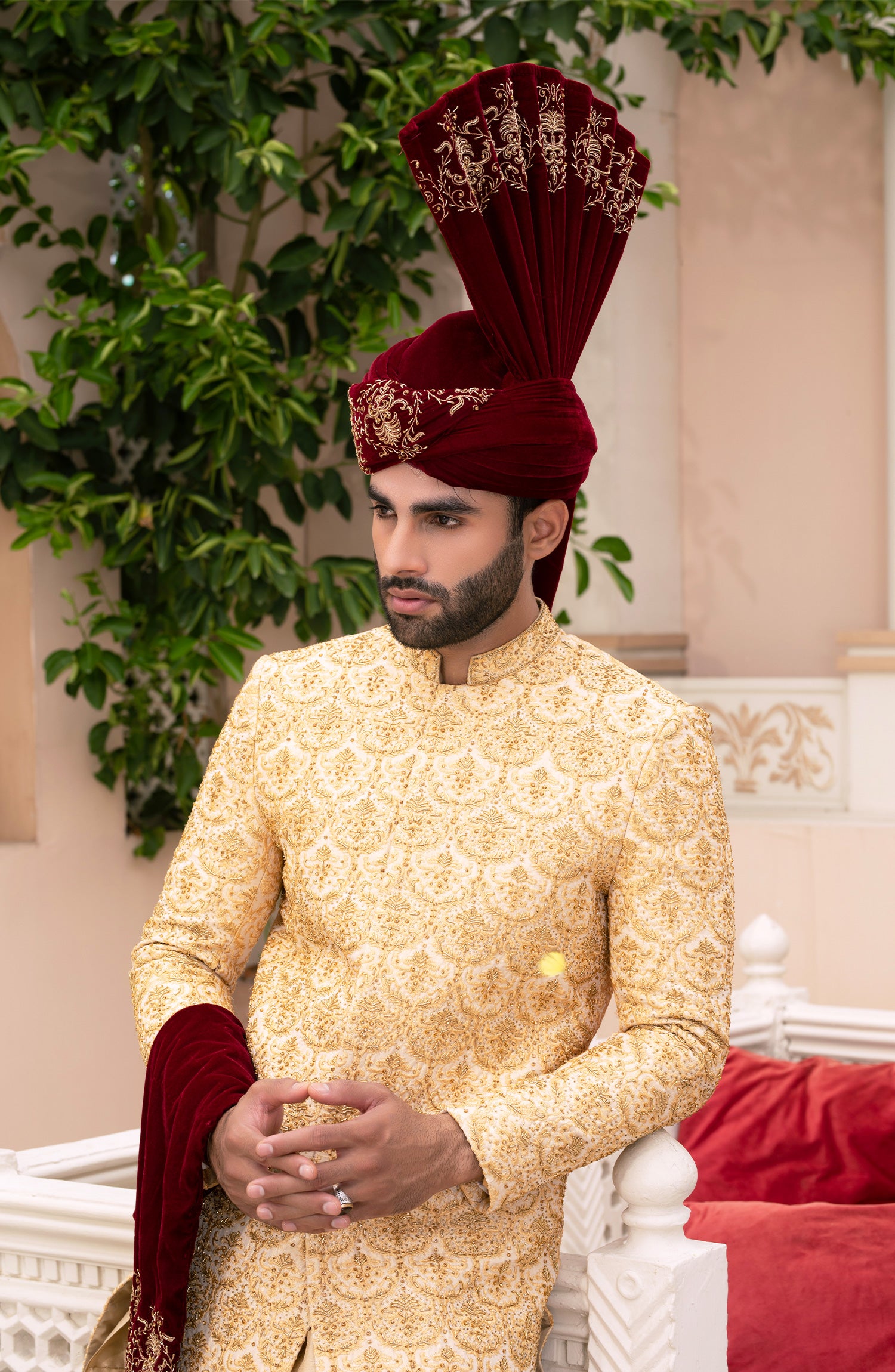 Muheed AL-MUHEED SHERWANI – Walkout by Omar